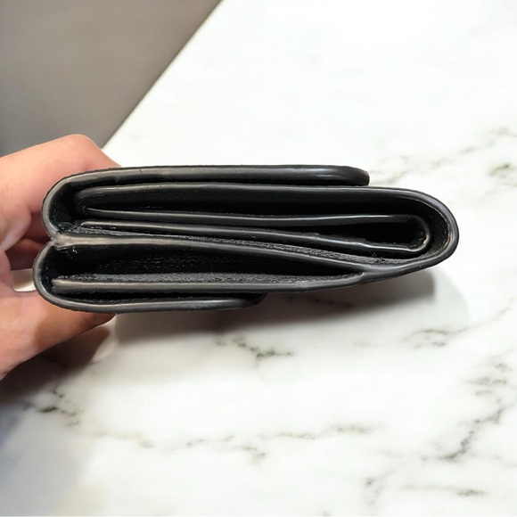 Coach Black Crossgrain Leather Small Wallet EUC - Picture 2 of 7